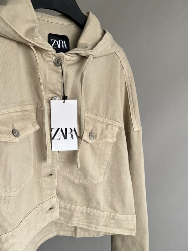 کت کلاه‌دار ZARA