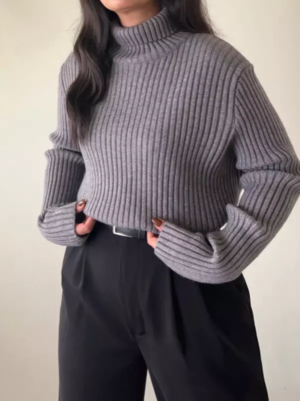 پلیور یقه اسکی Milky