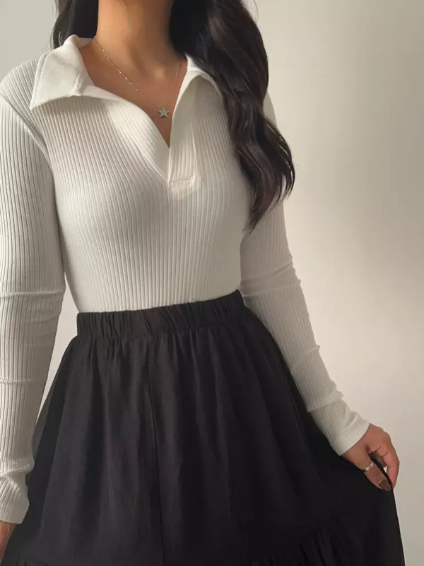 بلوز یقه شکاری