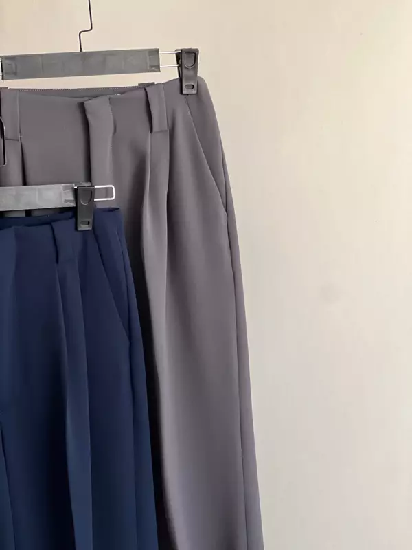 شلوار واید کرپ پیلی دار