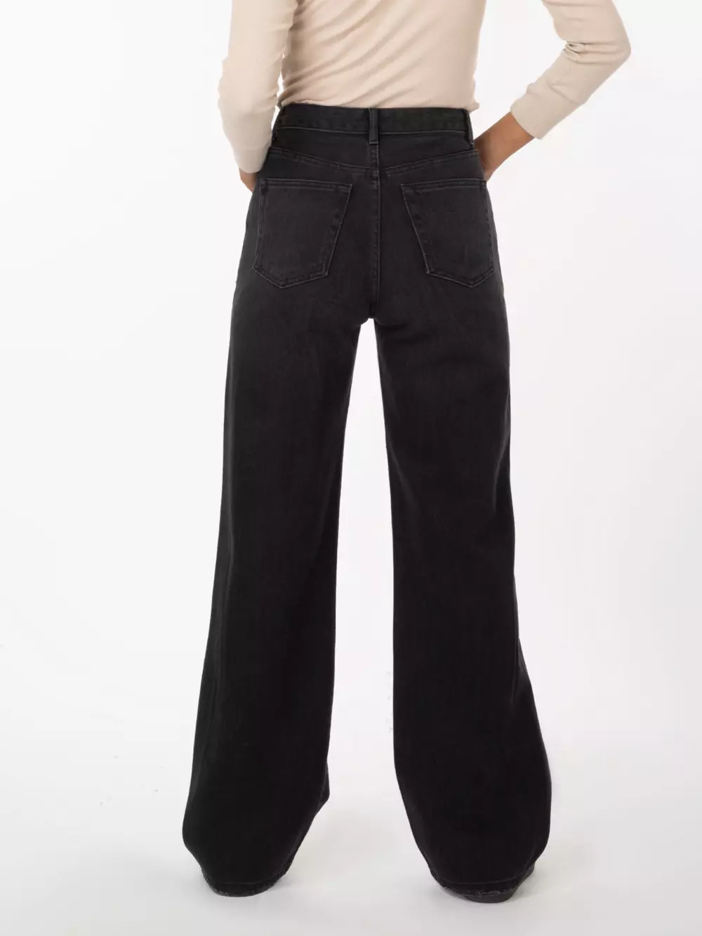 نیم بگ ذغالی Salivan